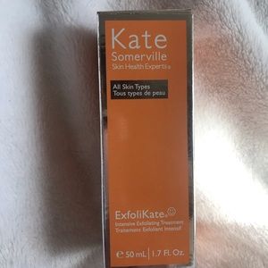 ExfoliKate- Exfoliant treatment